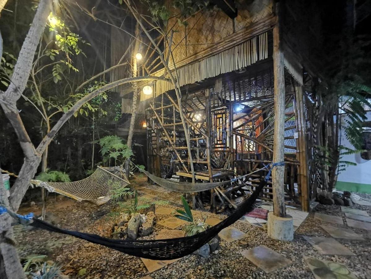 Bamboo Nest Hotel Puerto Princesa Exterior photo