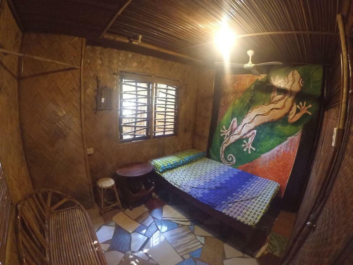 Bamboo Nest Hotel Puerto Princesa Exterior photo