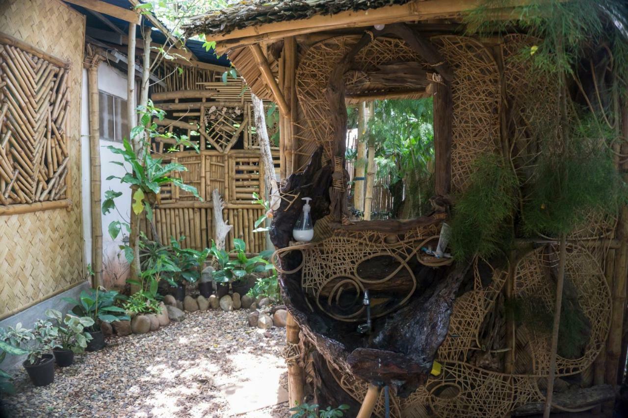 Bamboo Nest Hotel Puerto Princesa Exterior photo